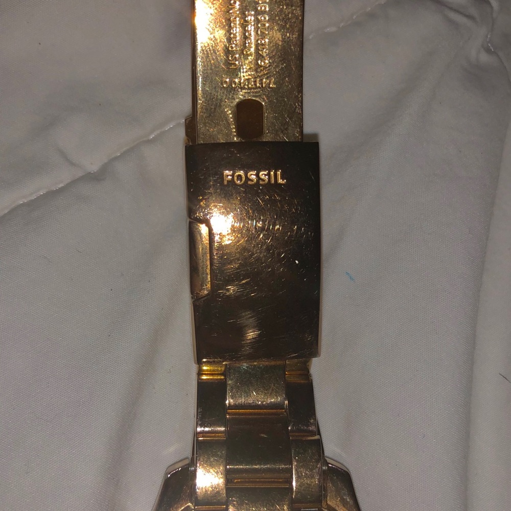 AUTHENTIC FOSSIL GOLD WATCH - Picture 3 of 3